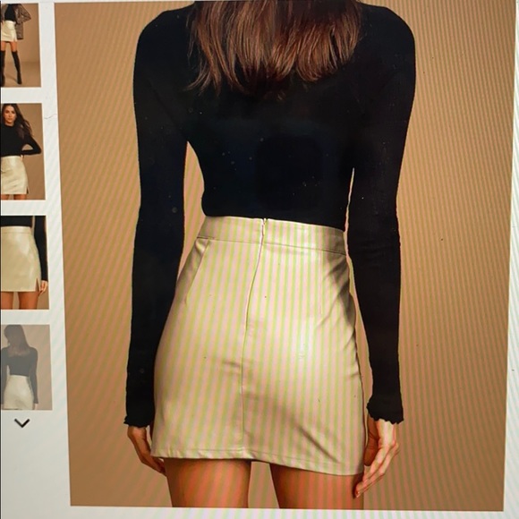 Beige vegan leather mini skirt - Picture 5 of 5